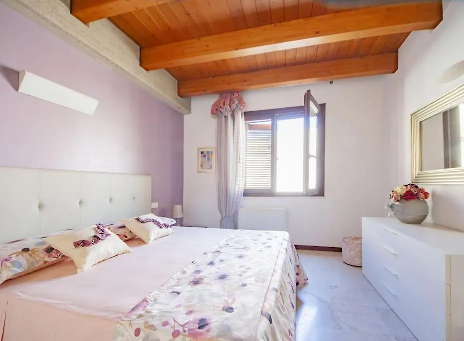 Casa Ale E Ale Quartucciu Sud Sardegnaアパートメント 0*,